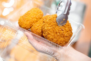 スーパー惣菜売り場